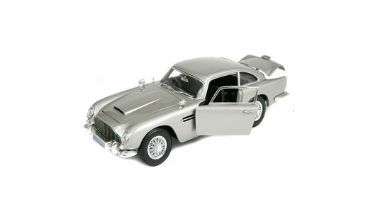Top 5 Coolest Cars from the Movies