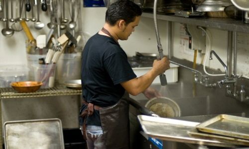 restaurant dishwasher