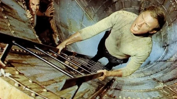 The Poseidon Adventure (1972)