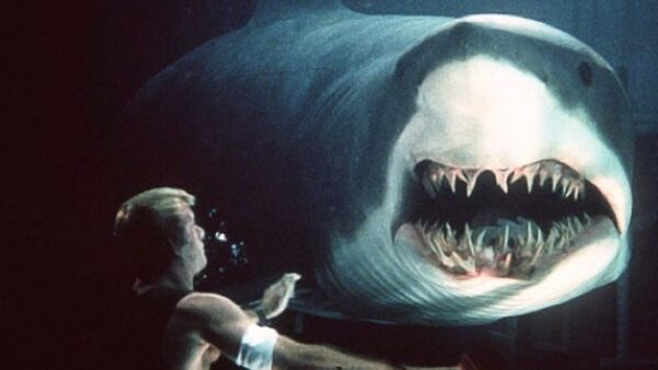 Best Shark Film Deep Blue Sea 1999