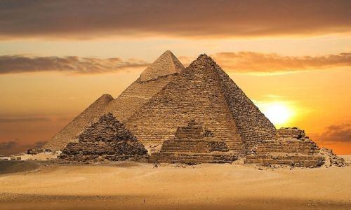 Historical Fact Slaves Built Pyramids