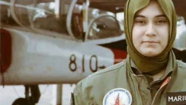 PAF Female Fighter Pilot Mariam Mukhtar