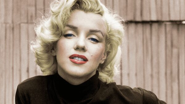 Famous Actoress Who Started as Extra Marilyn Monroe