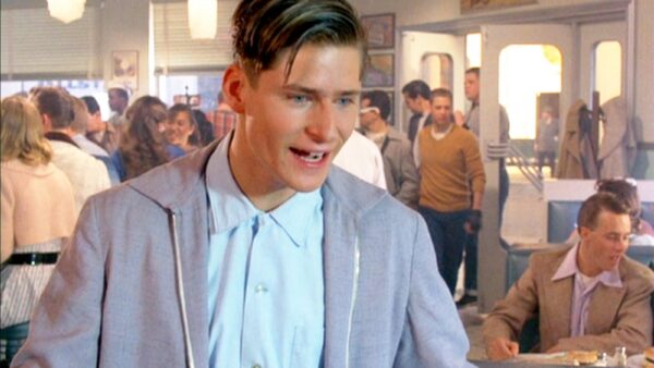 Crispin-Glover-as-George-McFly-600x338.jpg