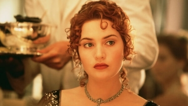 Kate Winslet as Rose Dawson