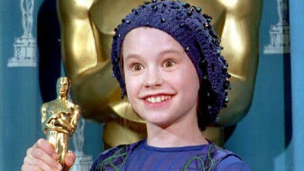 11-year Old Anna Paquin Wins Best Supporting Actress