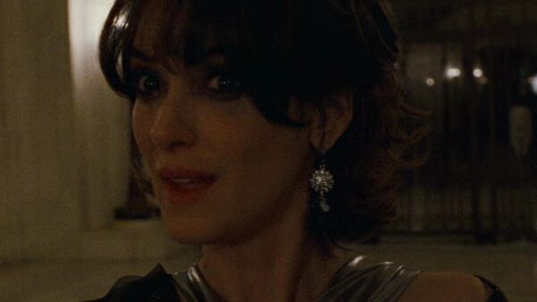 Black Swan Winona Ryder